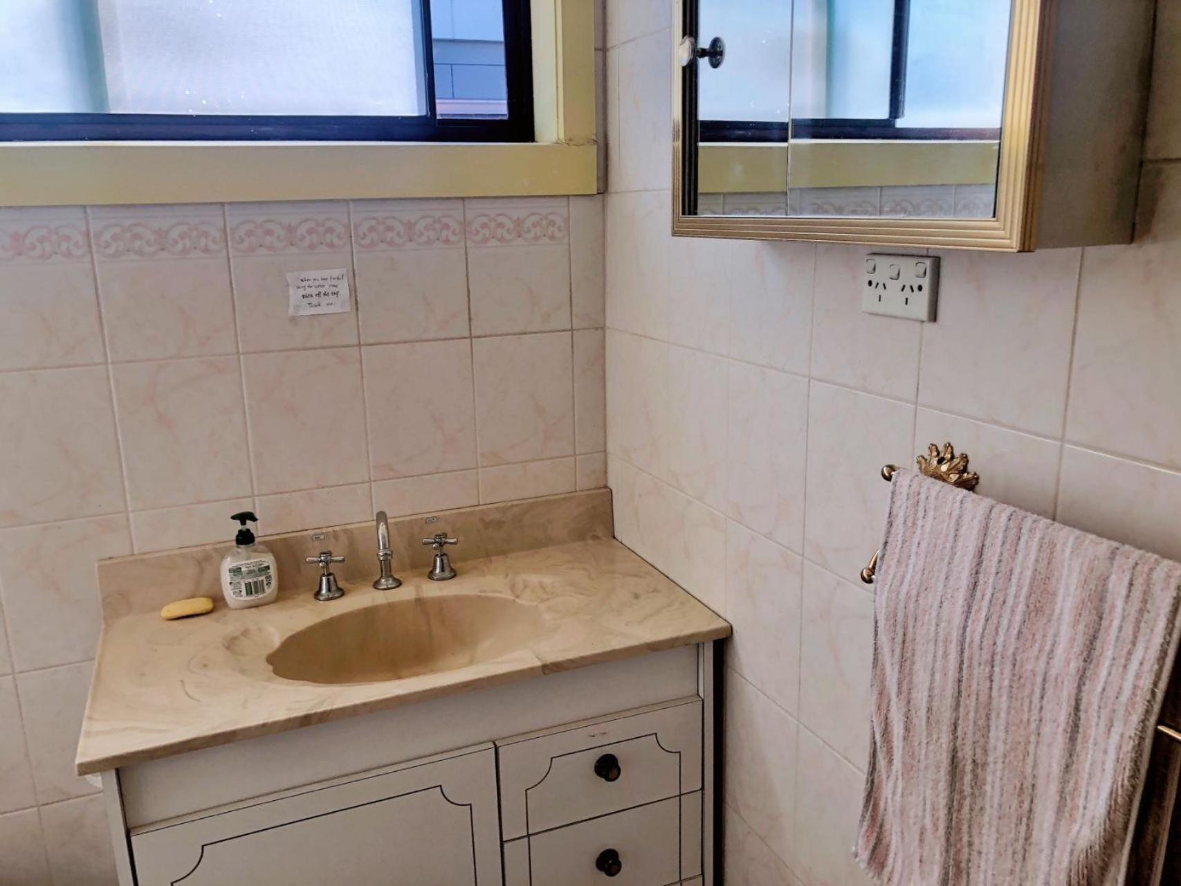 מלבורן A Single Room Near The Railway Station מראה חיצוני תמונה